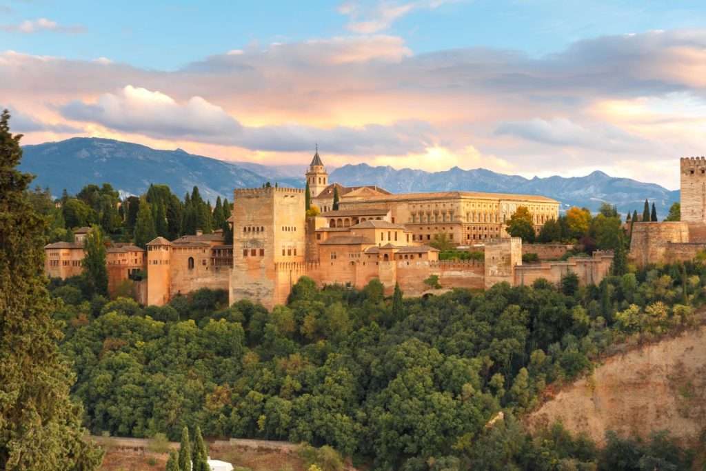 alhambra au coucher du soleil grenade andalousie espagne